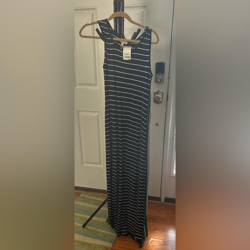 Max Studio maxi dress